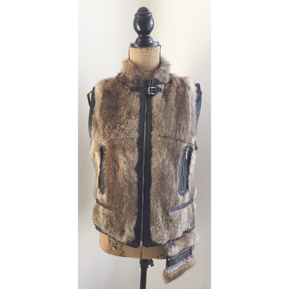 SPI 25 Sandy Pino genuine rabbit fur with bag vest - Picture 1 of 8